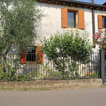 Appartement Casa Jasmin, 2 Floors, Private Garden à Vérone Extérieur photo